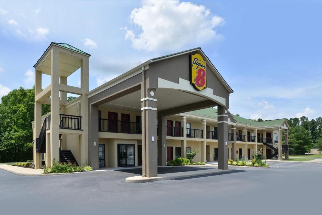 Super 8 By Wyndham Petersburg Motel Buitenkant foto